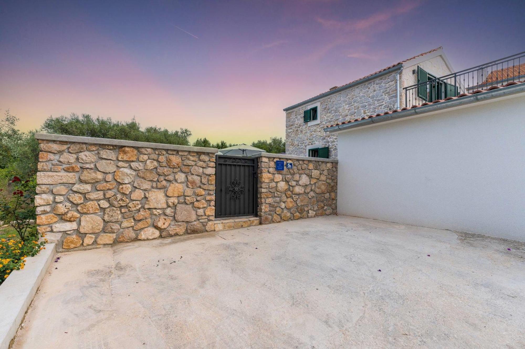 Stone House Luna * Poljana (Ugljan)