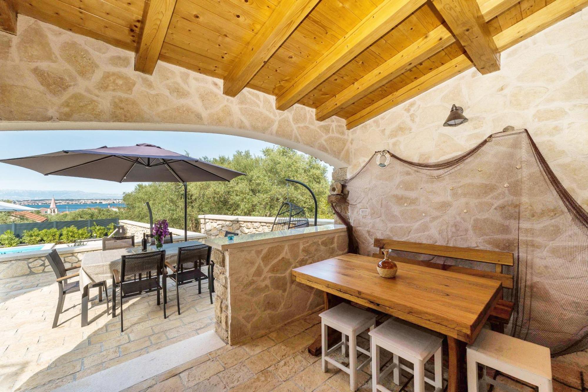 Villa Stone House Luna